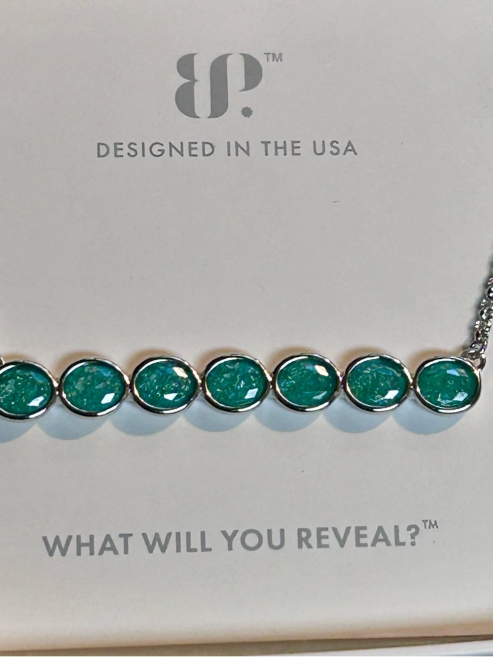 bp Green Stone  in Silver Settings